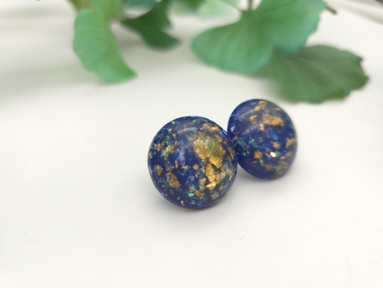 Preview: dunkelblau Ohrstecker mit goldfarbenen Teilchen